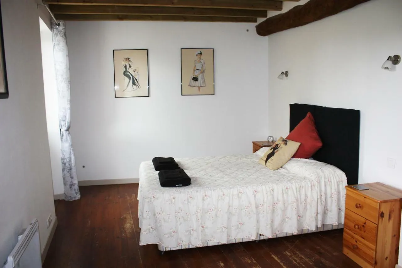 The Nest Villa Montaut-Ariege 0*,
